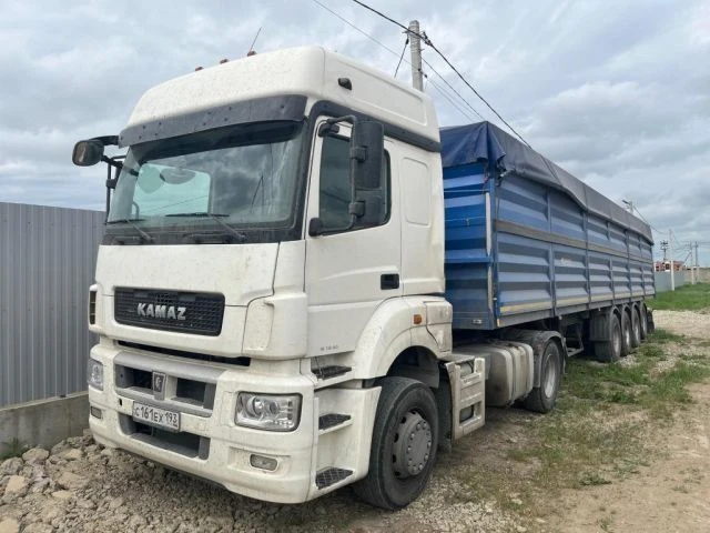 Седельный тягач КАМАЗ 5490-DC