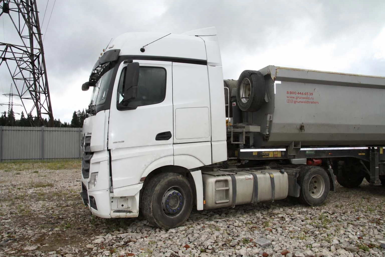 Тягач MERCEDES-BENZ Actros