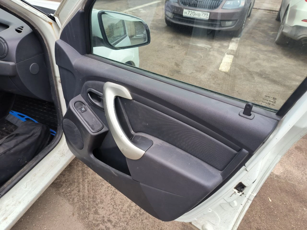 Дополнительное изображение транспортного средства