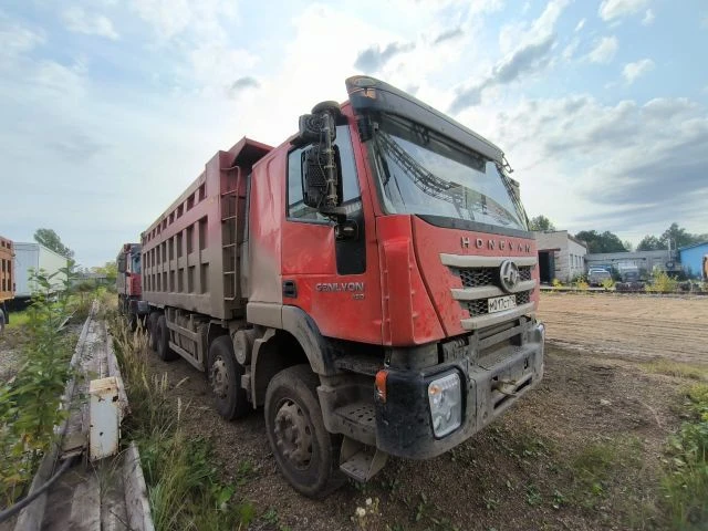 Самосвал HONGYAN CQ3346HV43X