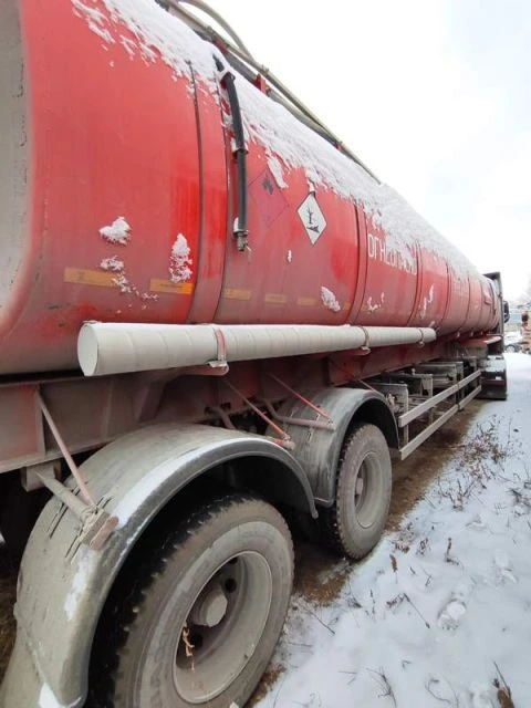 Специализированный, полуприцеп-цистерна УСТ 94657LA2-06