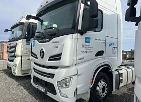 Специальное предложение Седельный тягач SHACMAN SX4188YY381