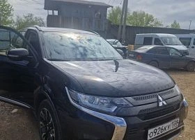 Специальное предложение Легковой автомобиль Mitsubishi Outlander