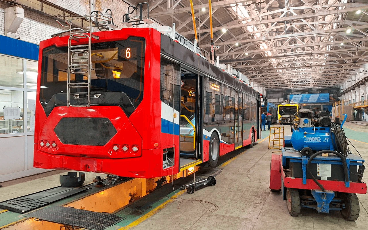 СберЛизинг поставил первую партию троллейбусов «Адмирал» в Брянск 