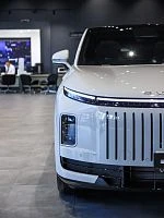 Дополнительное изображение транспортного средства