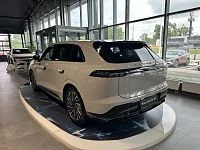 Дополнительное изображение транспортного средства