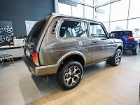 Дополнительное изображение транспортного средства