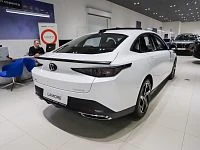 Дополнительное изображение транспортного средства