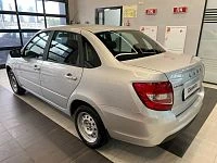 Дополнительное изображение транспортного средства