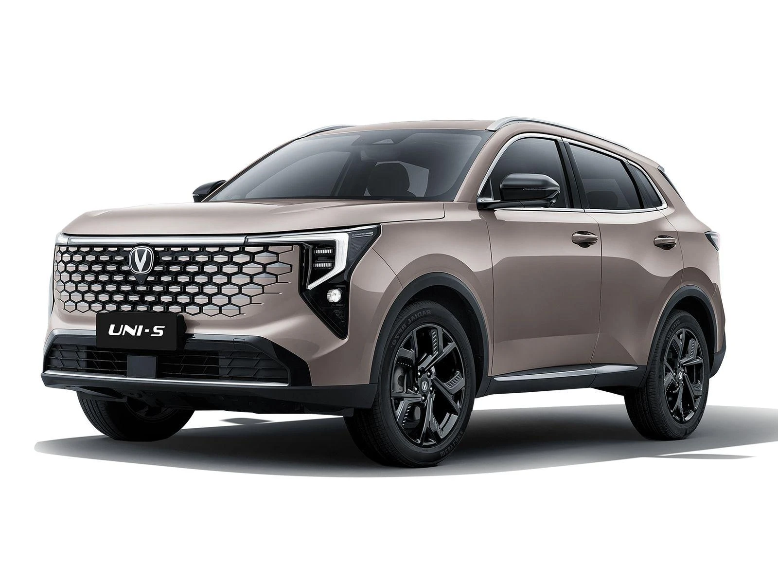 Changan Uni-S Техно 1.5Т АТ полный привод