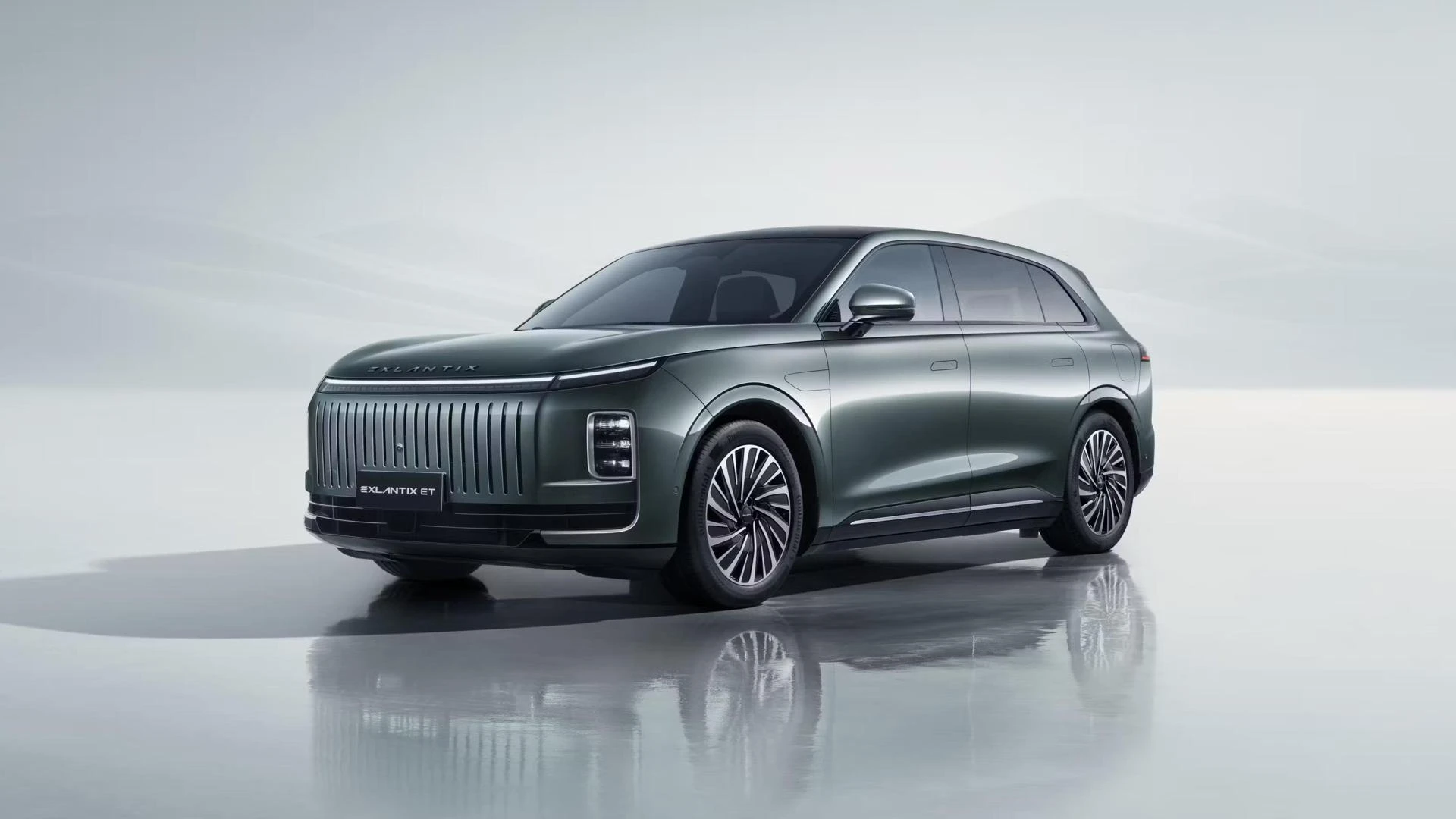 Exlantix ET Топ (Top)