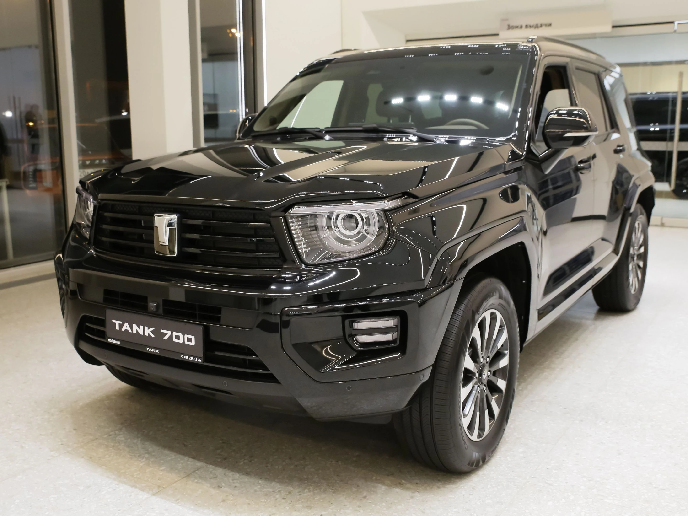 Tank 700 Премиум 3.0 АТ полный привод